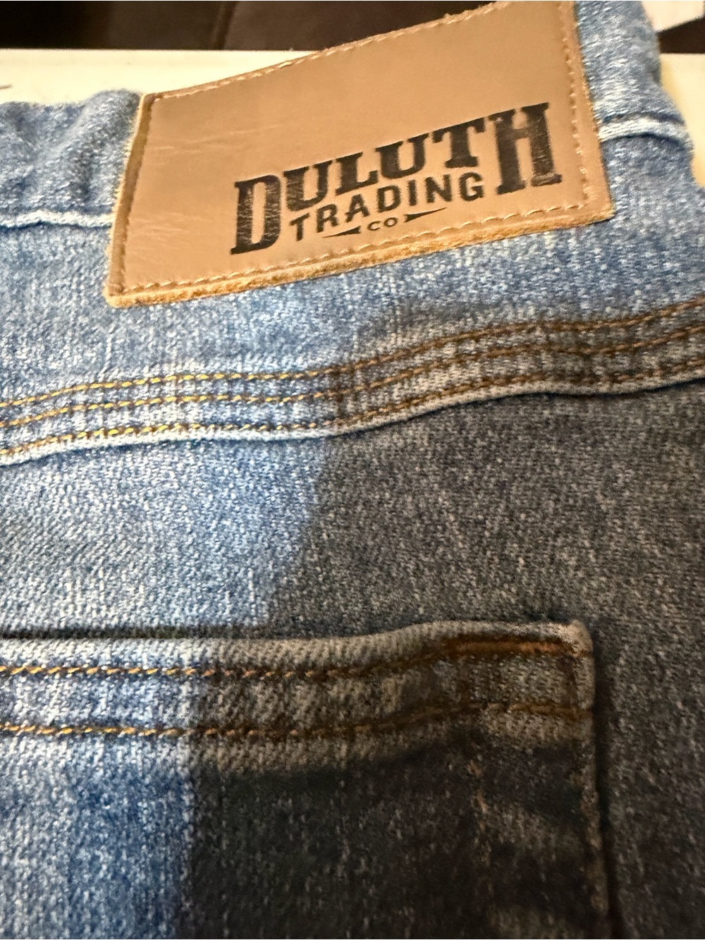 Duluth Trading Co Men's Light Blue Relaxed Denim Jeans
